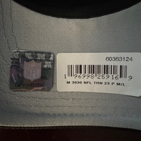 New Era Black Cap Philadelphia Eagles Design - Picture 5 of 6